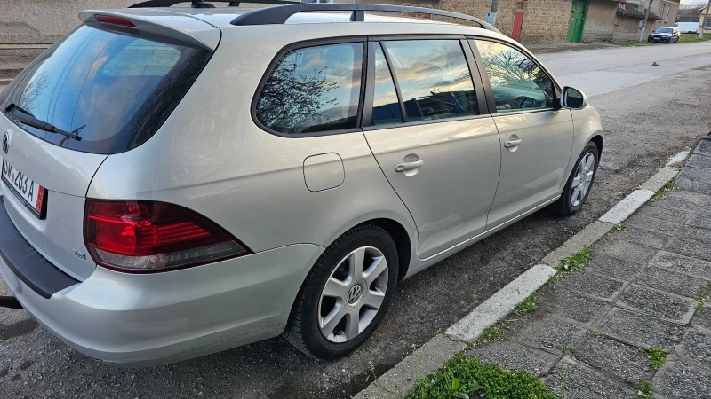 VW Golf Variant 1.6 TDI, снимка 6 - Автомобили и джипове - 49578150