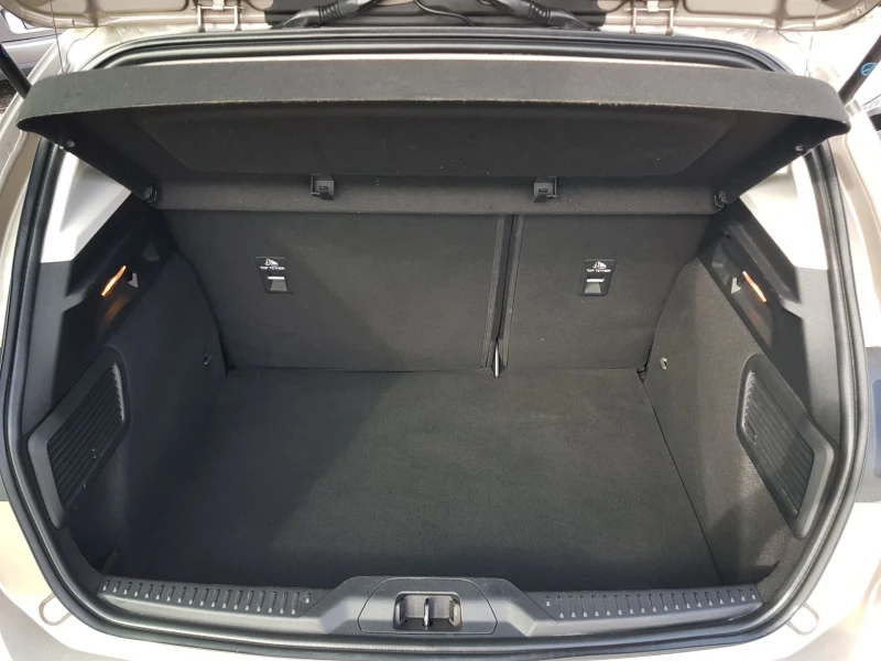 Ford Focus 1.5 TDCI Titanium, снимка 16 - Автомобили и джипове - 50037262