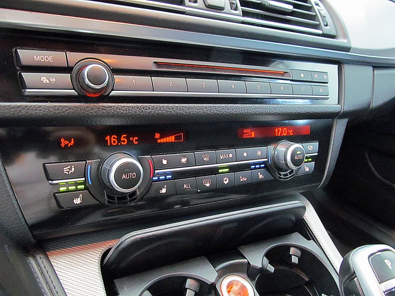 BMW 535 M-PAKET/ПОДГРЕВ ОБДУХВАНЕ ГЕРМАНИЯ СОБСТВЕН ЛИЗИНГ, снимка 9 - Автомобили и джипове - 50780256