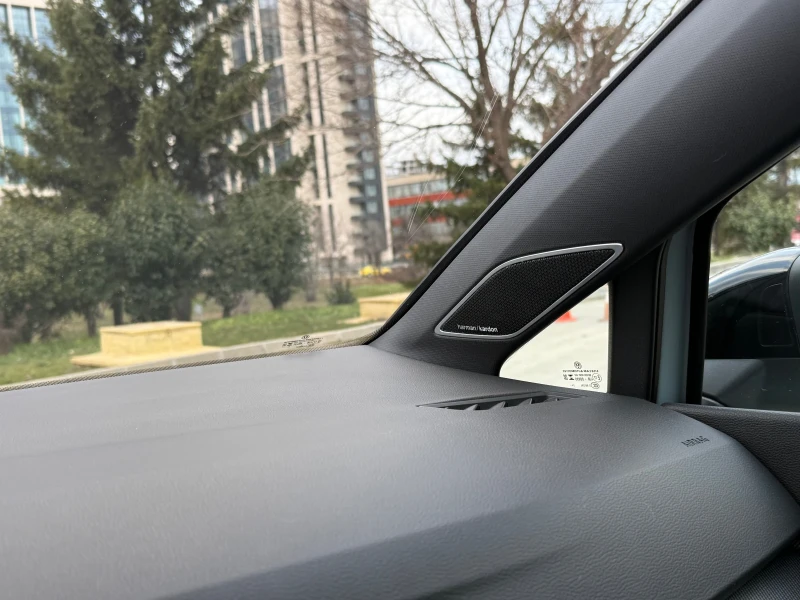 VW Golf 2.0TDI R-LINE PLUS/DSG/150/ГАРАНЦИЯ, снимка 9 - Автомобили и джипове - 53102053