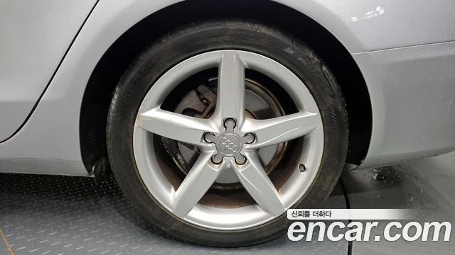 Audi A4, снимка 5 - Автомобили и джипове - 56081121