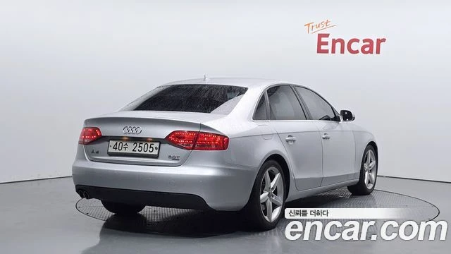 Audi A4, снимка 2 - Автомобили и джипове - 56081121