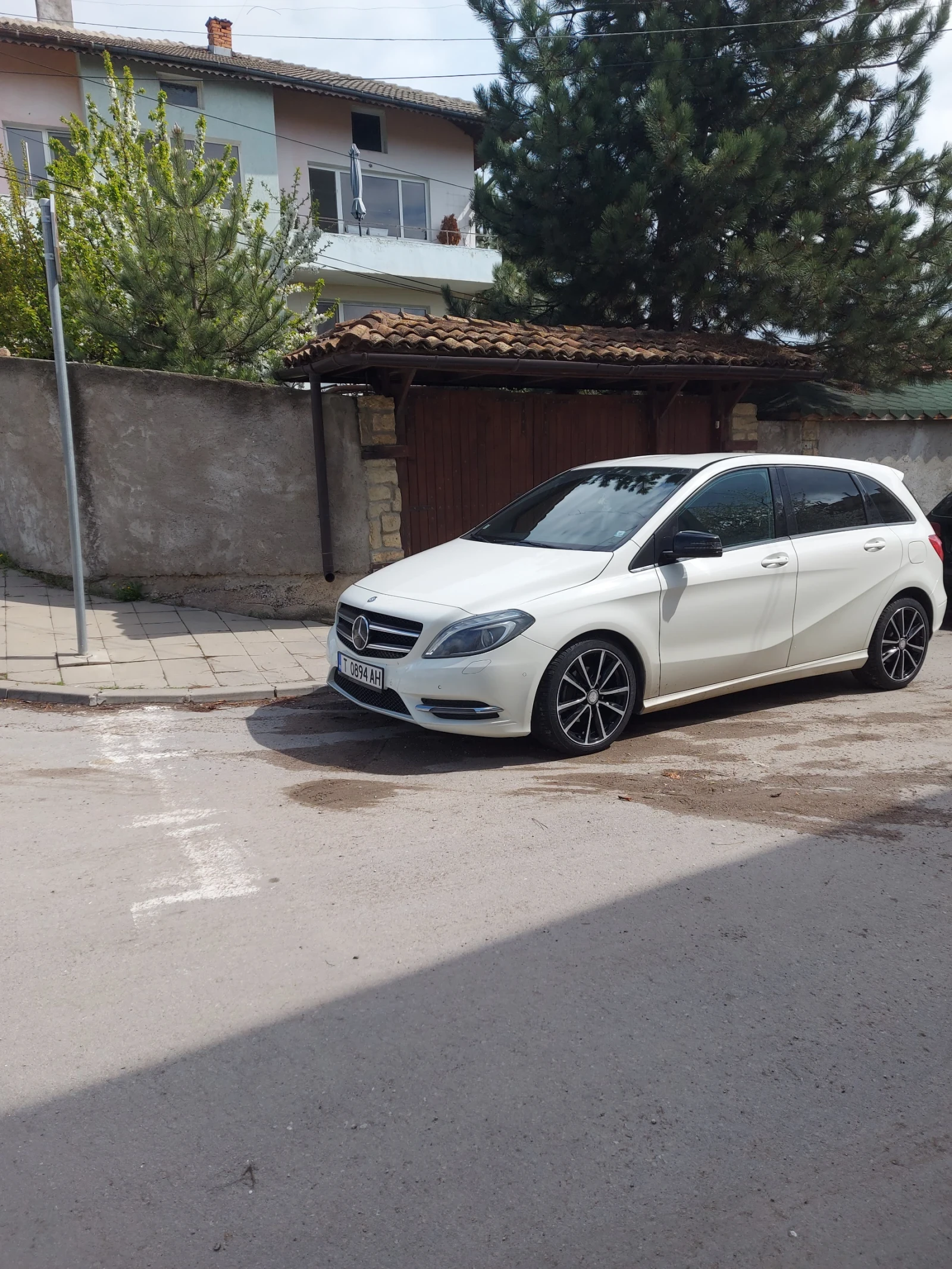 Mercedes-Benz B 200, снимка 1