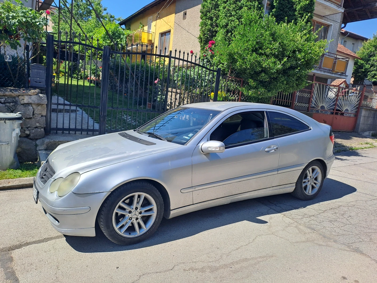 Mercedes-Benz C 200 Sport coupe  - изображение 10