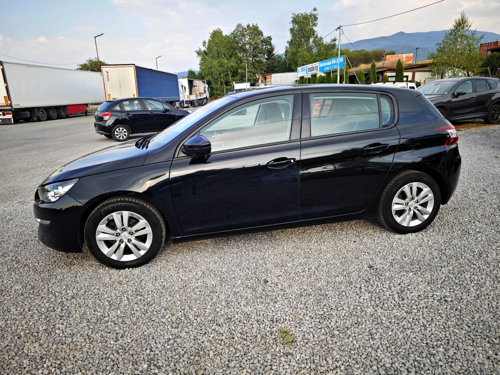 Peugeot 308 1, 2 129000км.  - изображение 2