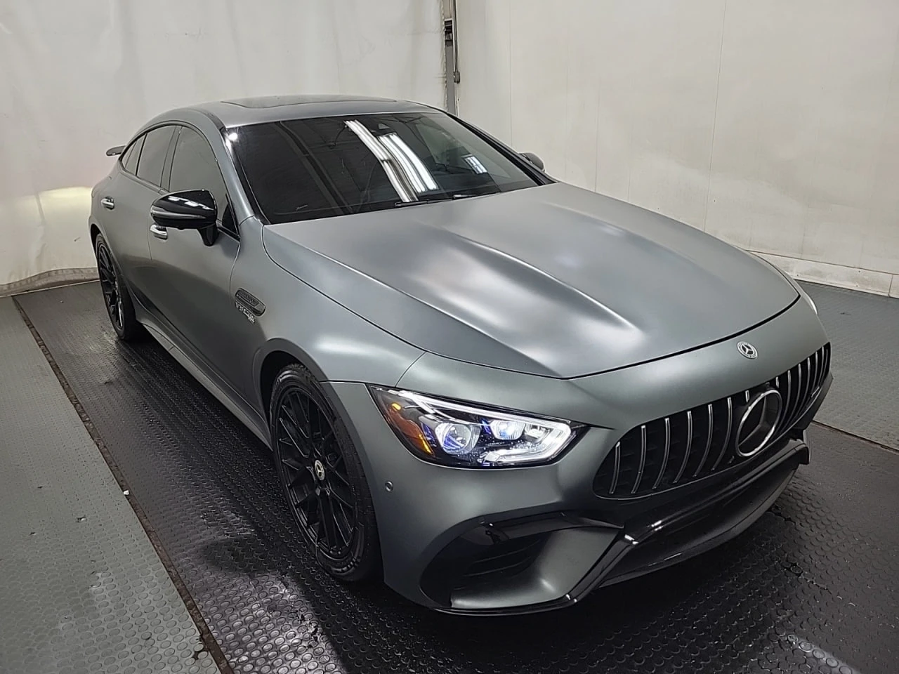 Mercedes-Benz GT * АВТО КРЕДИТ* ЦЕНА ДО БГ * Сервизна история *  - изображение 3