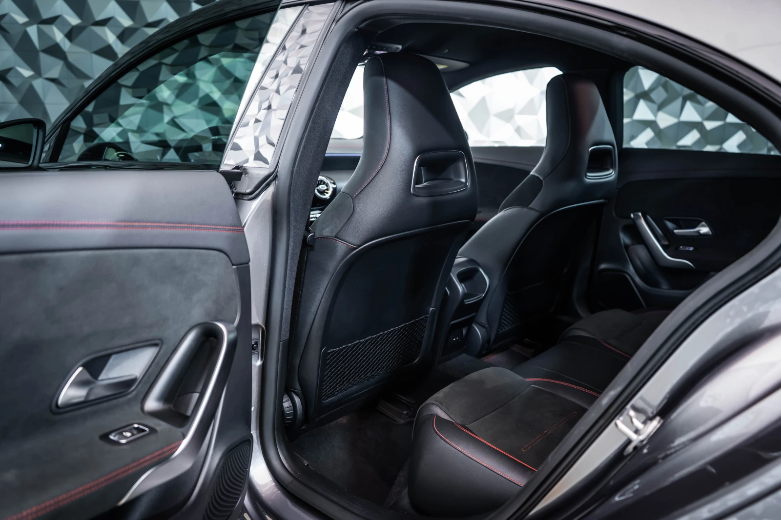 Mercedes-Benz CLA 35 AMG 4M Coupe* NightP* Alcantara | Mobile.bg   15