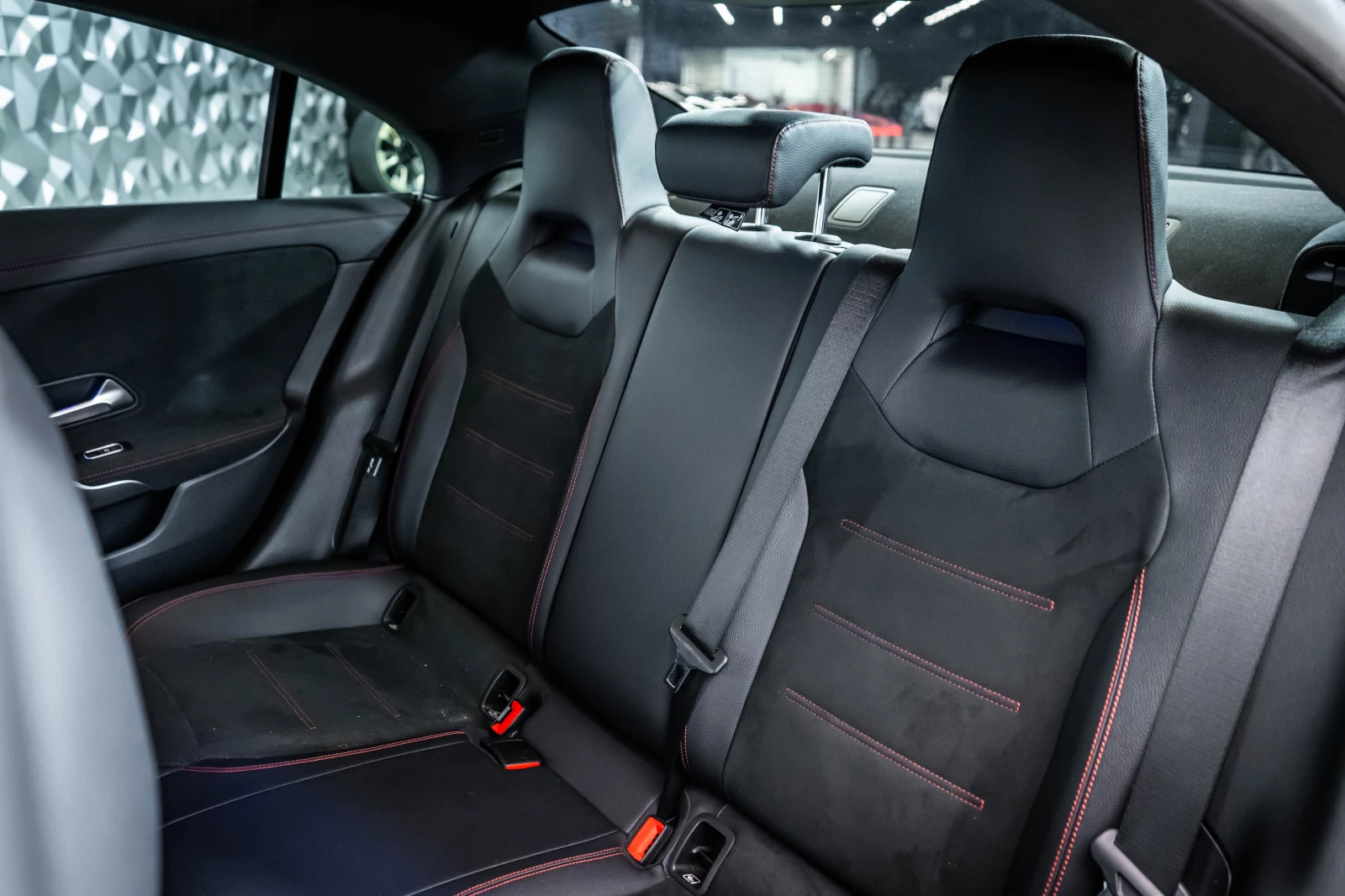 Mercedes-Benz CLA 35 AMG 4M Coupe* NightP* Alcantara | Mobile.bg   16