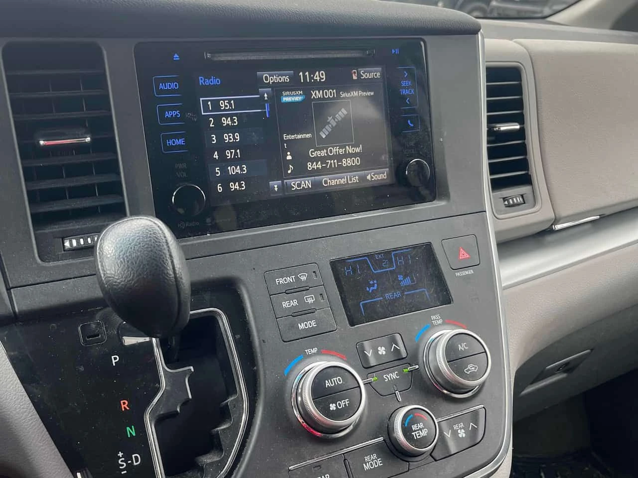 Toyota Sienna * LE * ПОДГРЕВ* KEYLESS* , снимка 9 - Автомобили и джипове - 53965585