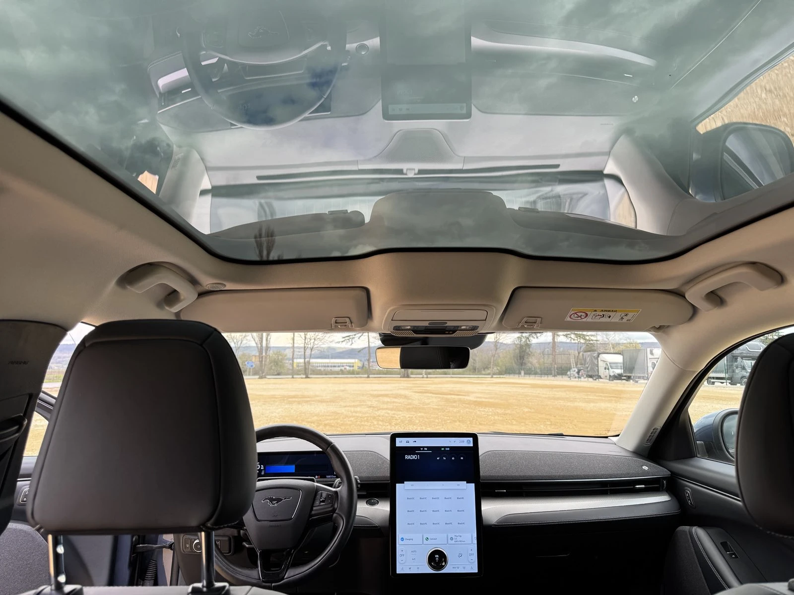 Ford Mustang Mach-E Premium 99 kWh, снимка 13 - Автомобили и джипове - 54159156