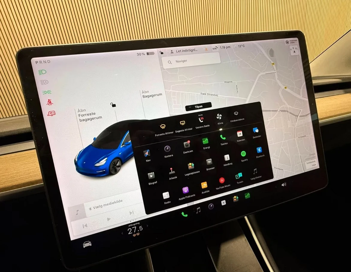 Tesla Model 3 Топ Състояние Autopilot, снимка 9 - Автомобили и джипове - 54186061