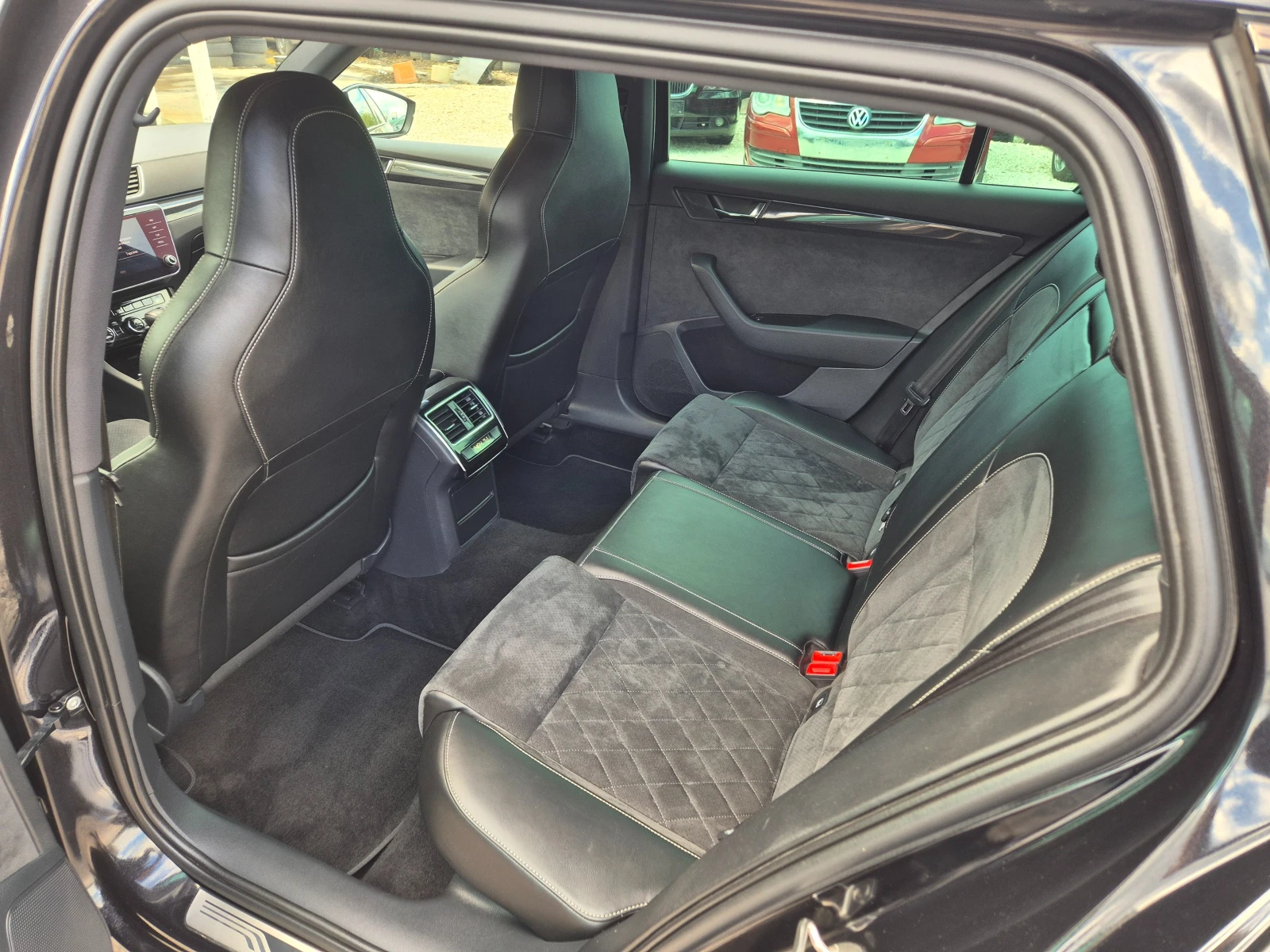 Skoda Superb 2.0* 150ps* DSG* SPORT LINE* DISTRONIC*  | Mobile.bg � ����������� 14