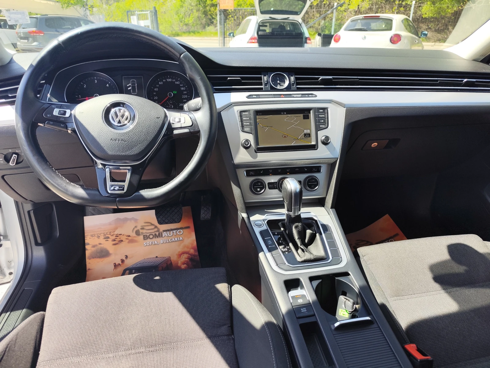 VW Passat 2.0TDi* АВТОМАТИК* LED* NAVI* EURO6B* , снимка 8 - Автомобили и джипове - 54328799