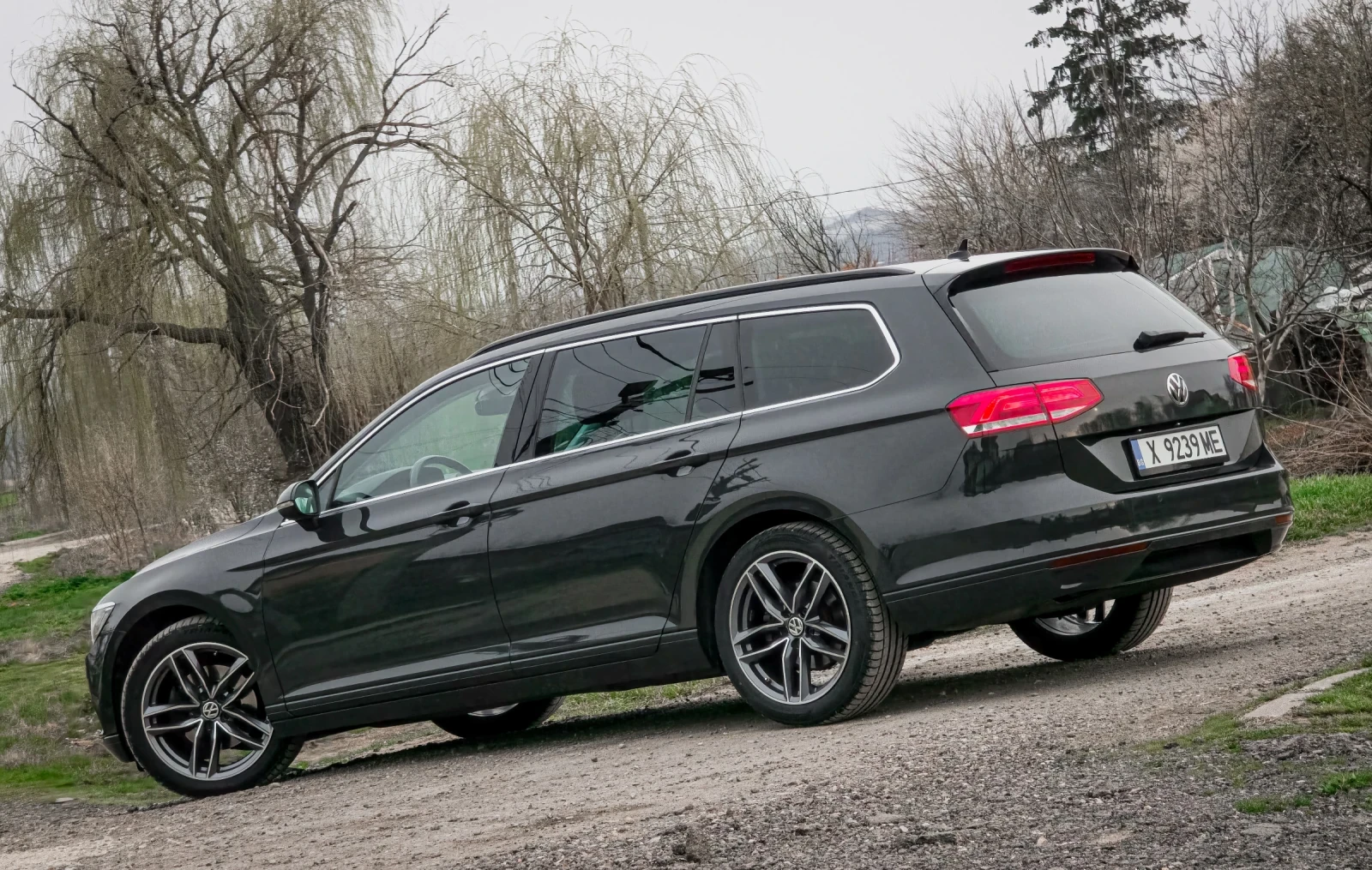 VW Passat, снимка 3 - Автомобили и джипове - 54417175