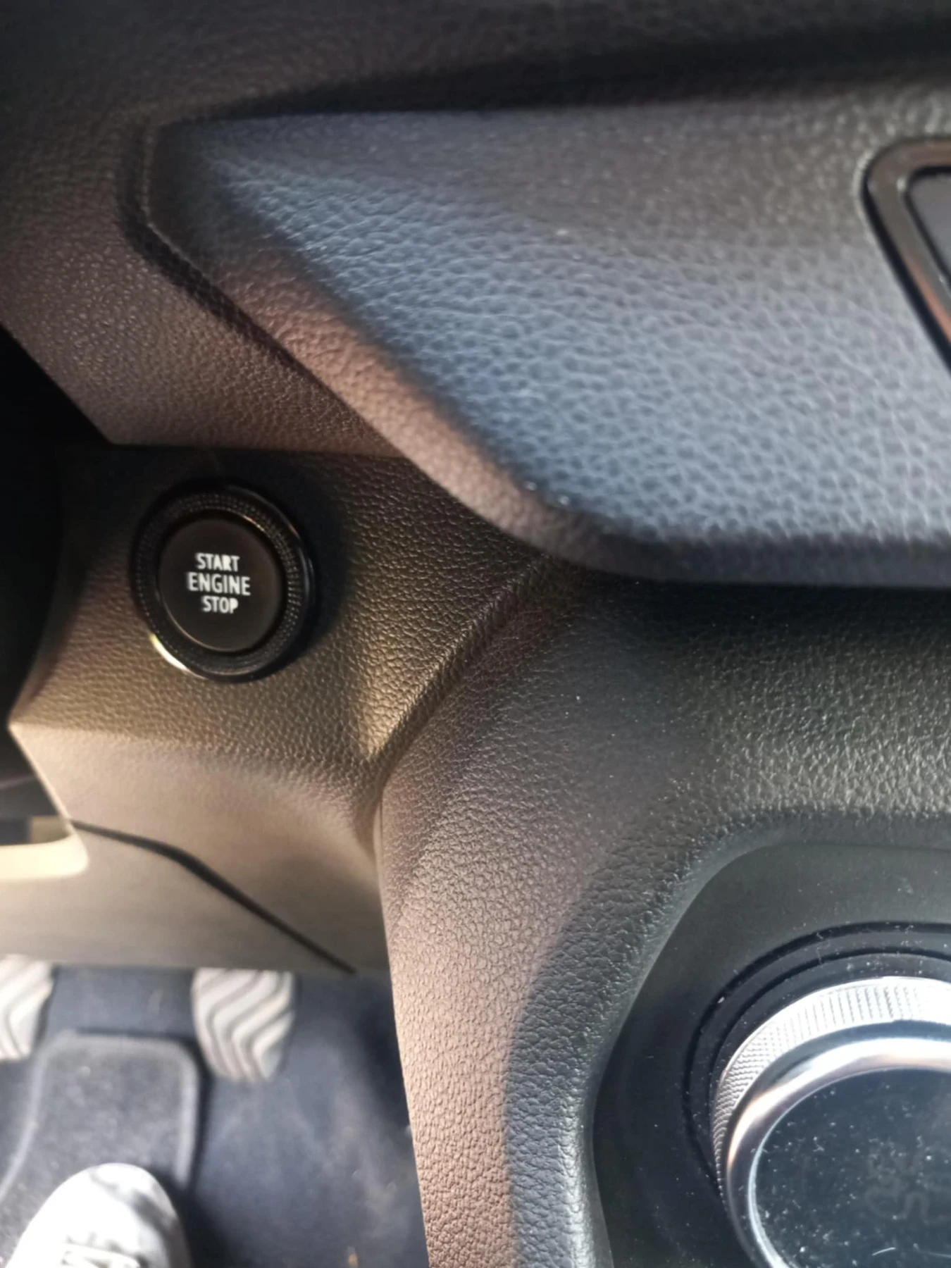 Dacia Sandero, снимка 10 - Автомобили и джипове - 54481444
