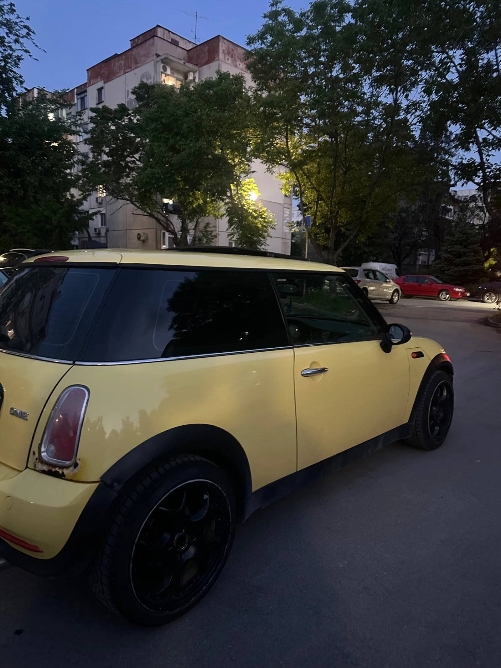 Mini One R50, снимка 4 - Автомобили и джипове - 54519078