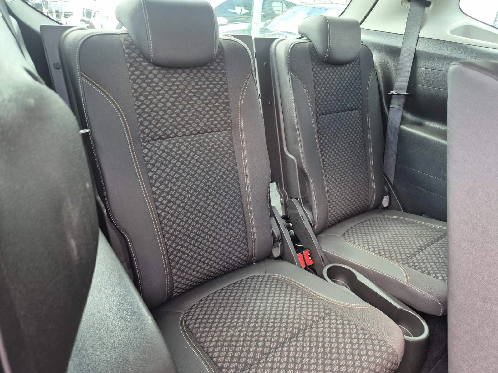 Opel Zafira 1.6CDTI-FACE LIFT-7 МЕСТА-183.000км, снимка 16 - Автомобили и джипове - 54562938