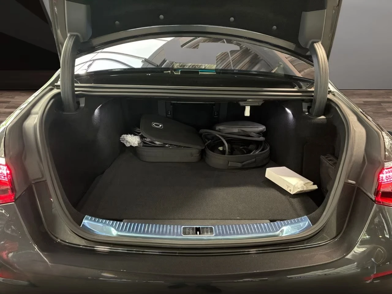 Mercedes-Benz S 580 e / AMG / LONG / PLIG-IN / 360 / HEAD UP / , снимка 6 - Автомобили и джипове - 54747093