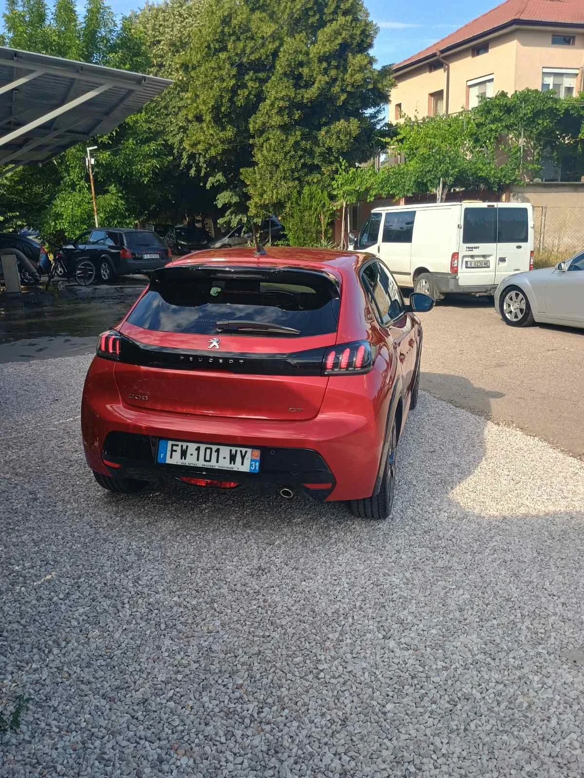 Peugeot 208 GT 131кс., снимка 4 - Автомобили и джипове - 55140315