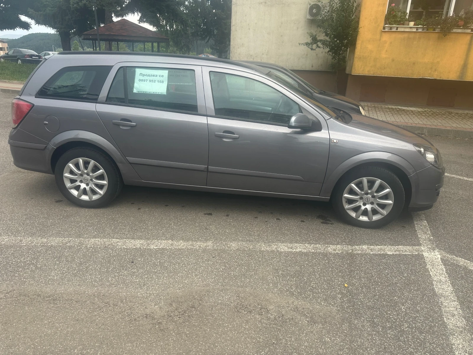 Opel Astra, снимка 2 - Автомобили и джипове - 55236412