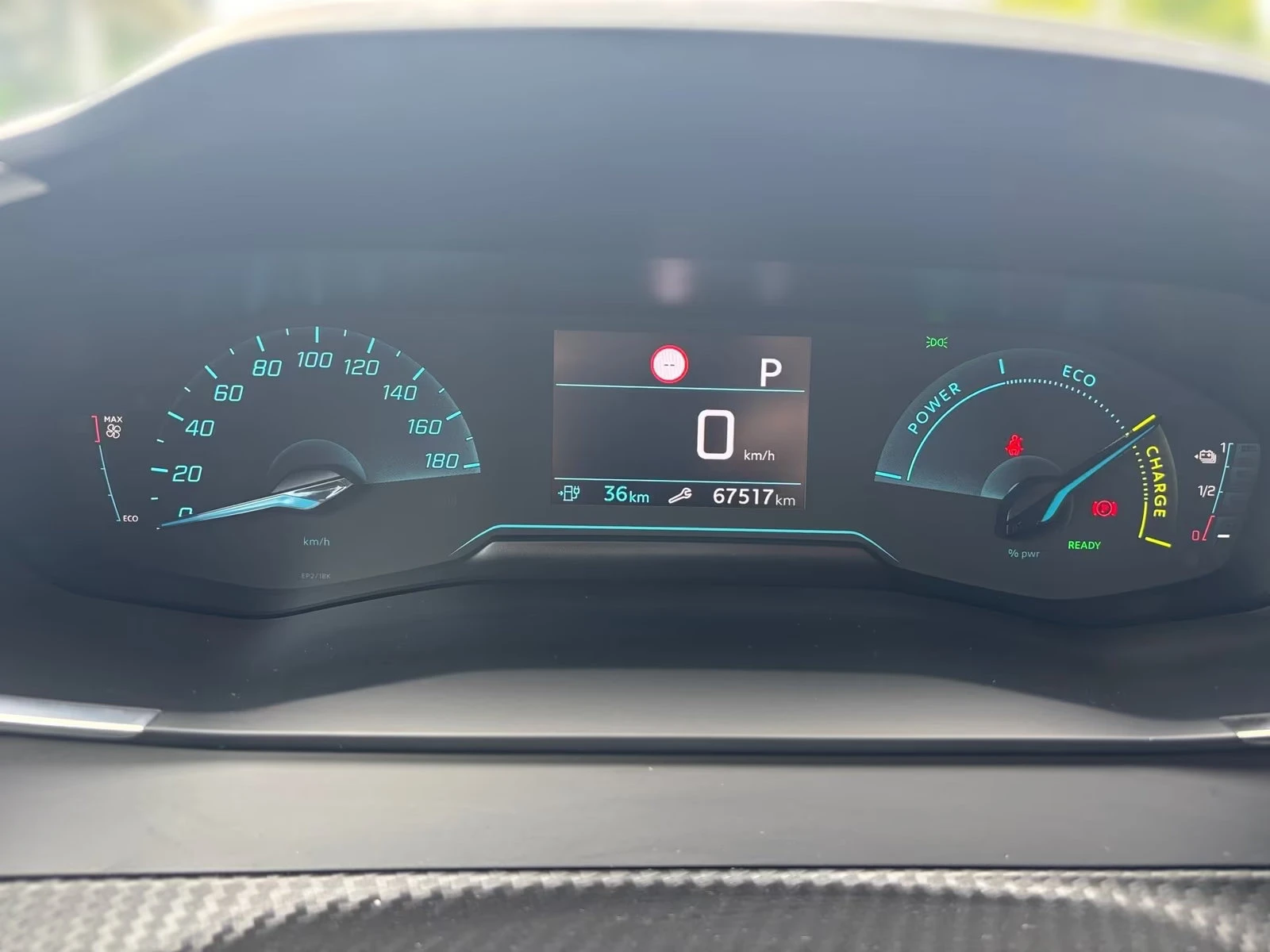 Peugeot 2008 e/ALLURE/136HP/NAVI/CAM/LED/KLESS/640z, снимка 13 - Автомобили и джипове - 55429973