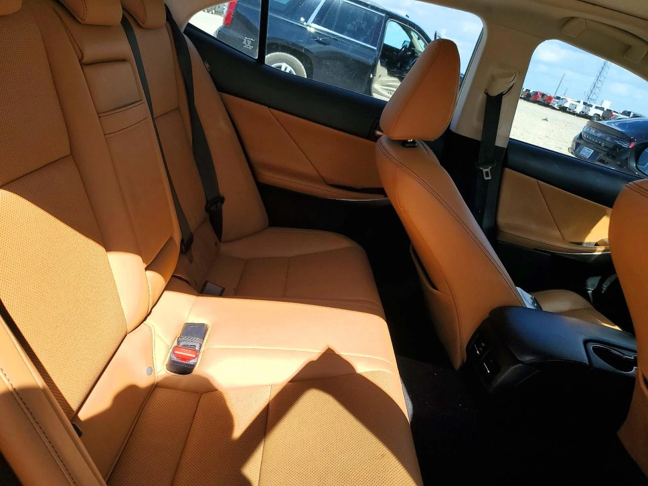 Lexus IS 200 2.0l T | Mobile.bg � ����������� 9
