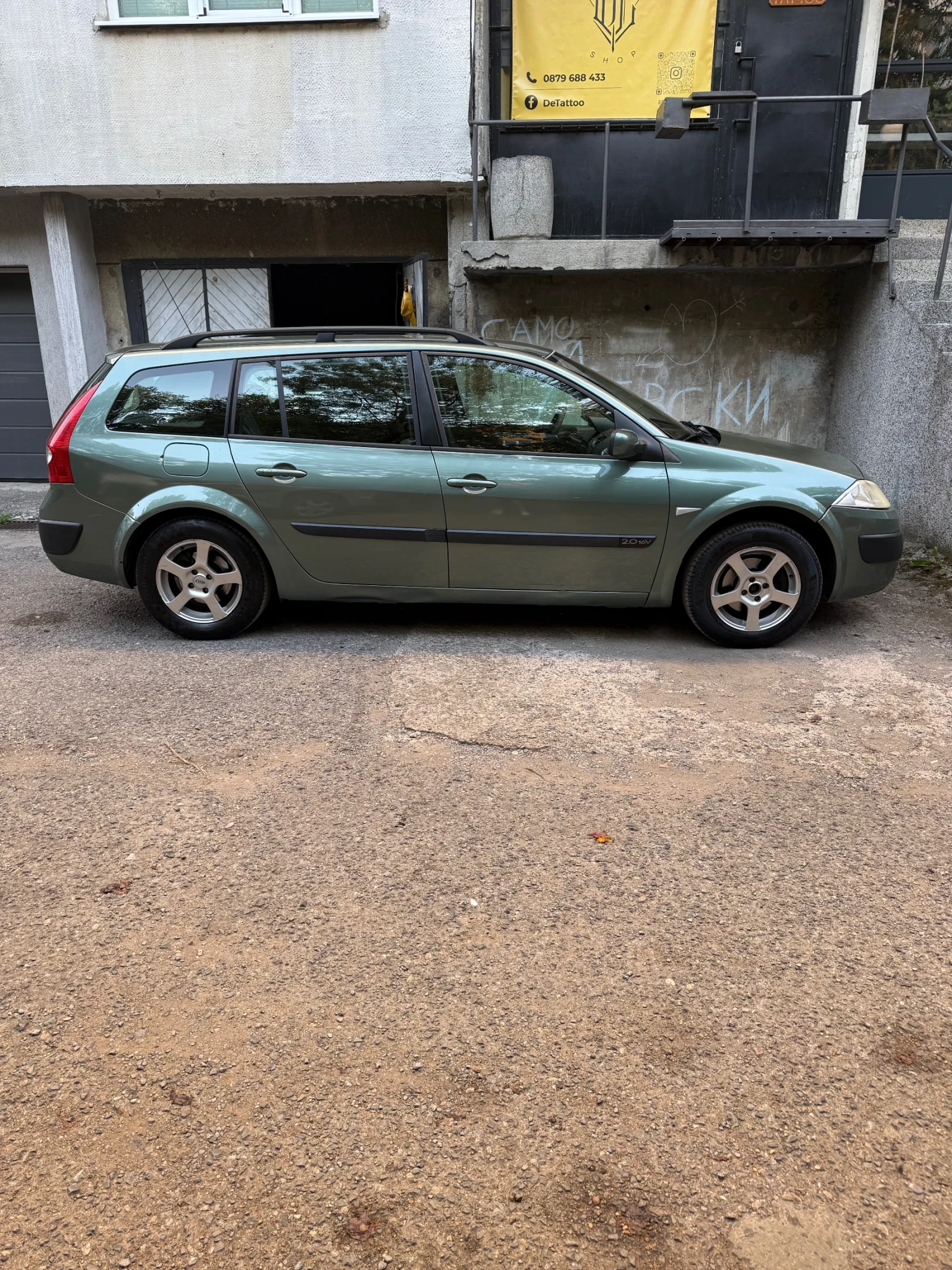 Renault Megane, снимка 3 - Автомобили и джипове - 56136246