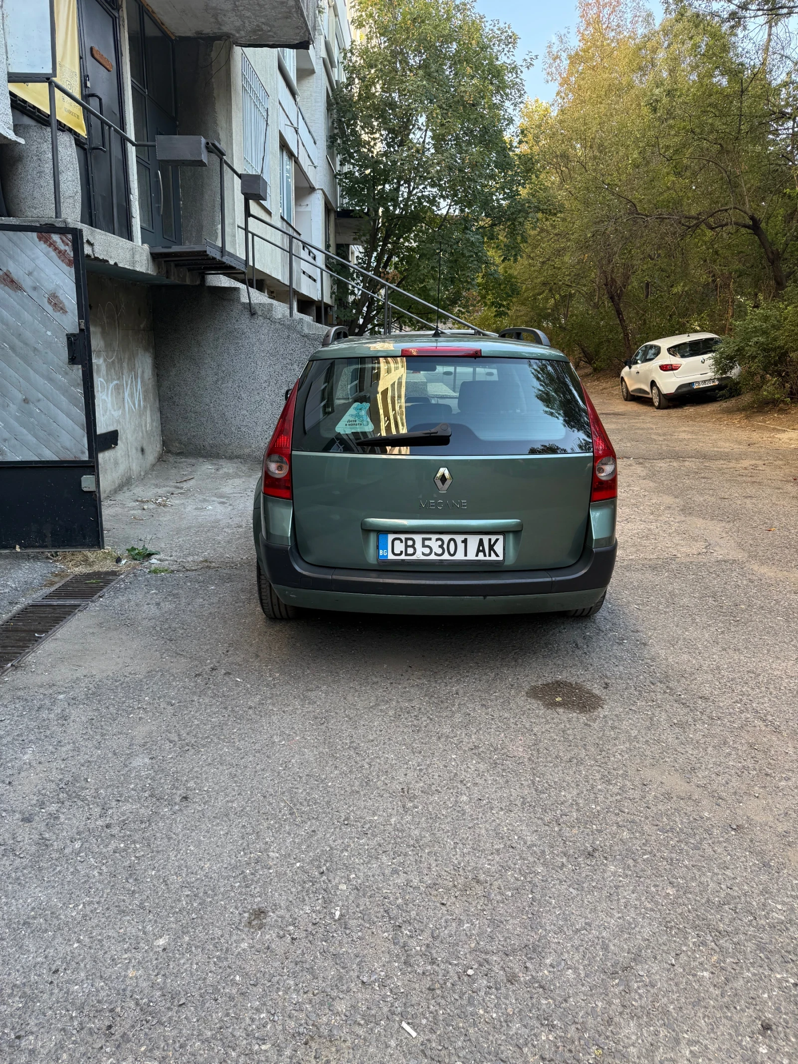 Renault Megane, снимка 2 - Автомобили и джипове - 56136246