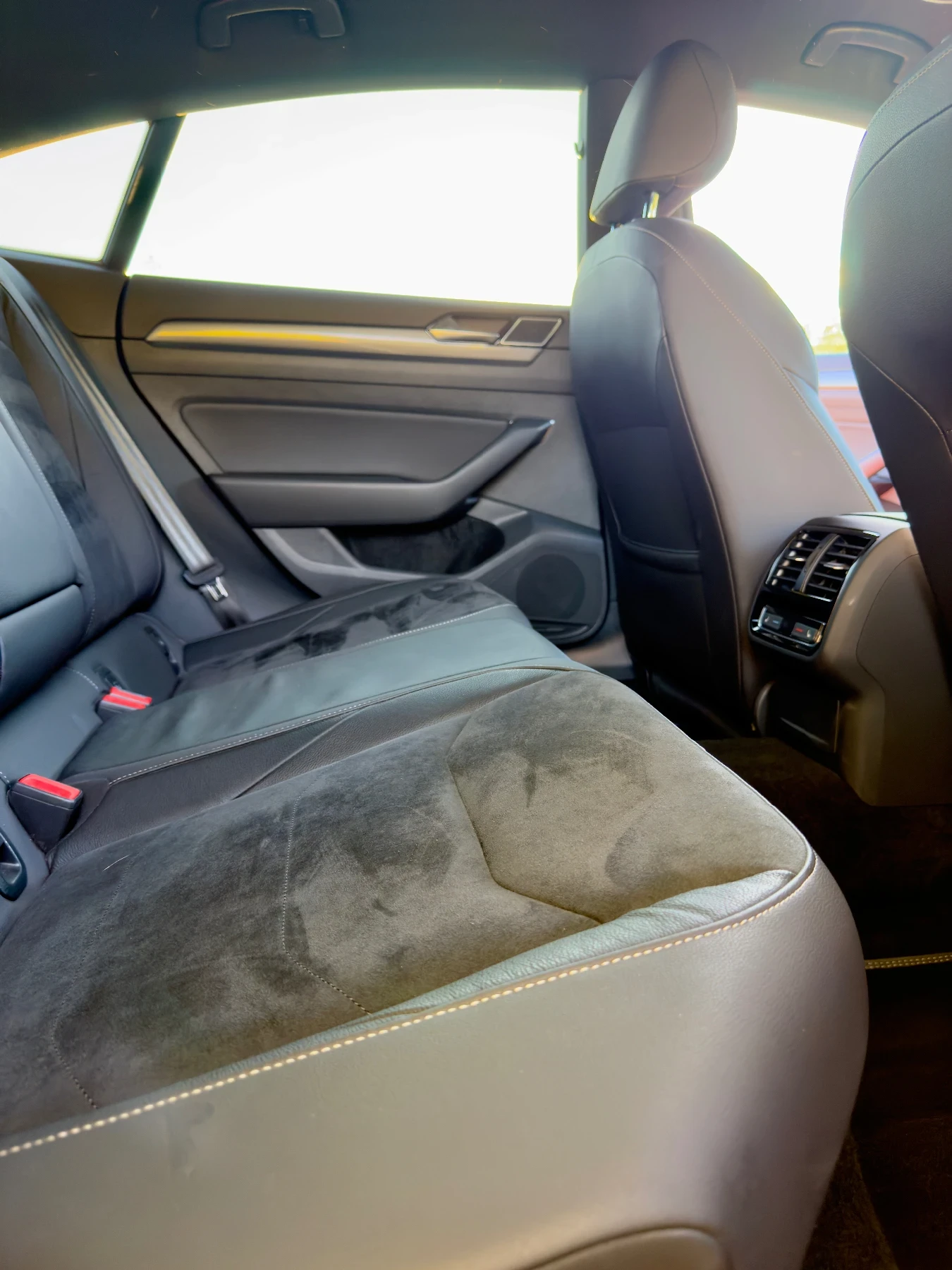VW Arteon VW Arteon 2.0 TDI 190 HP, снимка 9 - Автомобили и джипове - 56363831