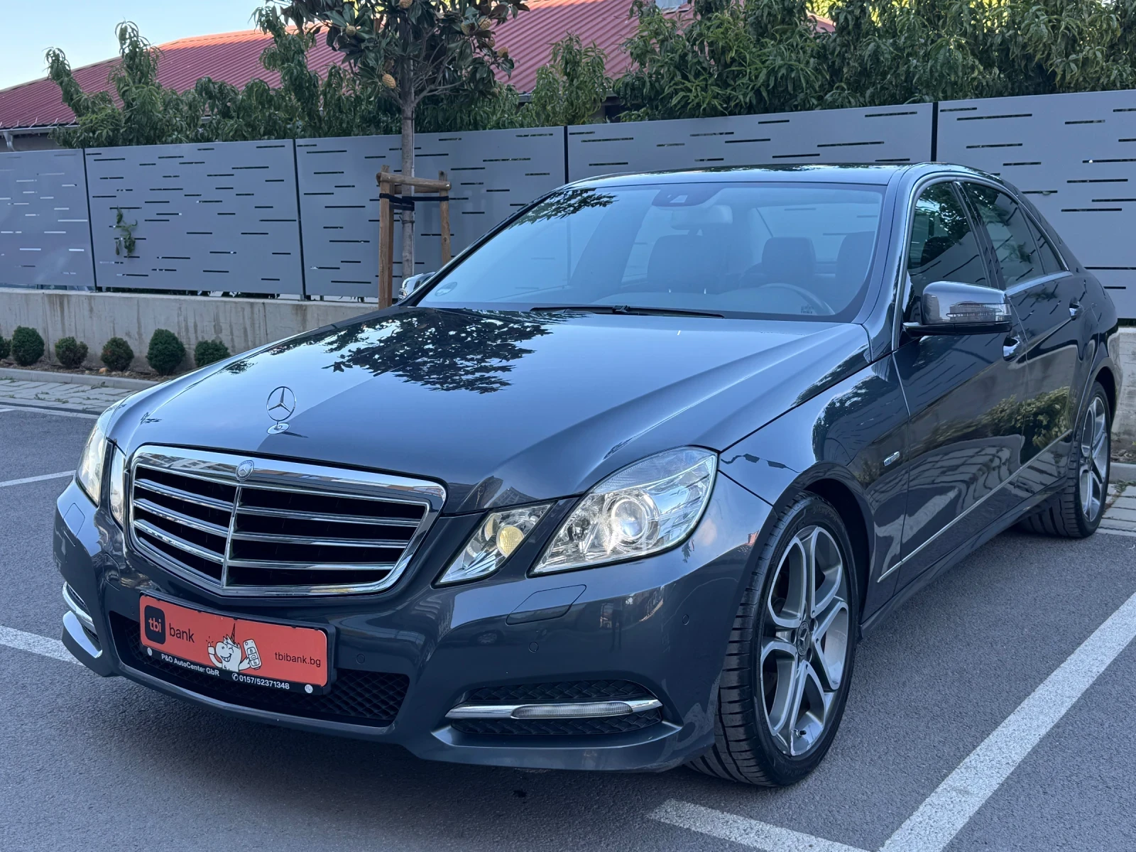 Mercedes-Benz E 200 185 kc* AVANTGARDE* EURO 5* СЕРВИЗНА ИСТОРИЯ