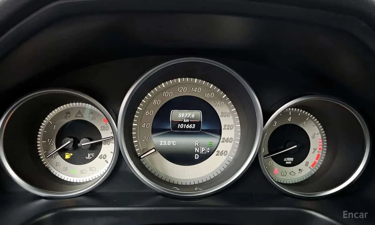 Mercedes-Benz E 300 * E300 4MATIC Avantgarde * ���� �� �� | Mobile.bg � ����������� 9