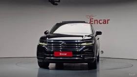 VW Touareg 3.0TDI - PRESTIGE - DISTRONIC - 360 - ОБДУХ - ПАНО, снимка 3