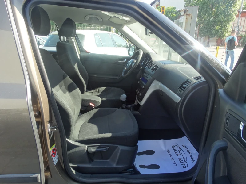 Skoda Yeti 2.0 - 110 к.с, снимка 9 - Автомобили и джипове - 50885475