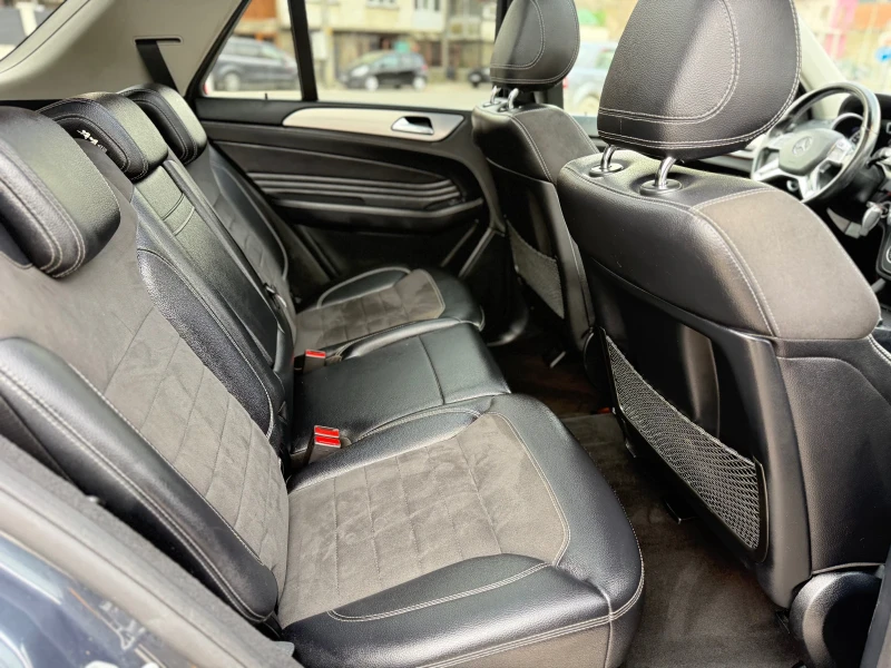 Mercedes-Benz ML 350 CDI Вакум* Печка* Панорама* Harman Kardon* Камера, снимка 13 - Автомобили и джипове - 53456315