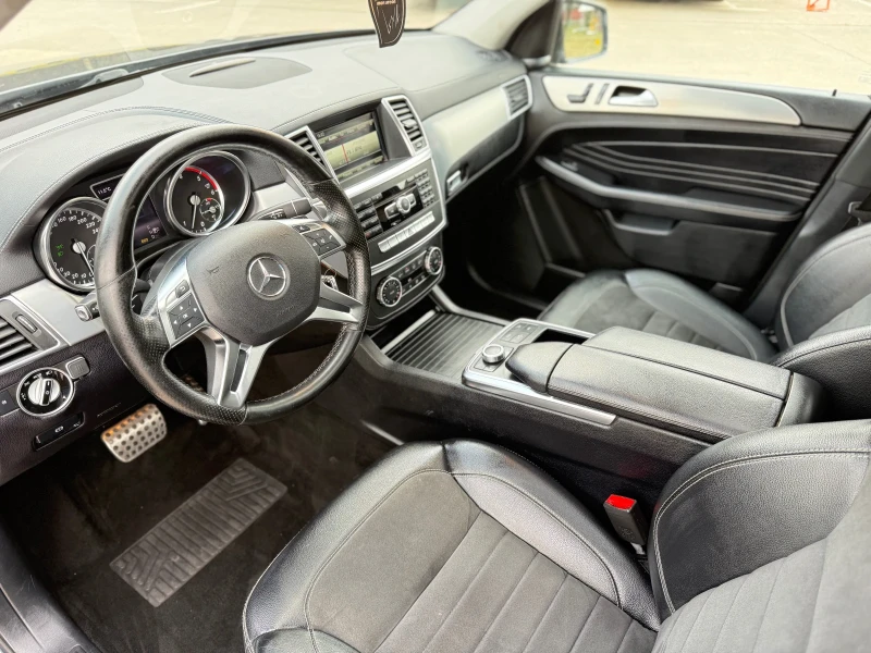 Mercedes-Benz ML 350 CDI Вакум* Печка* Панорама* Harman Kardon* Камера, снимка 10 - Автомобили и джипове - 53456315
