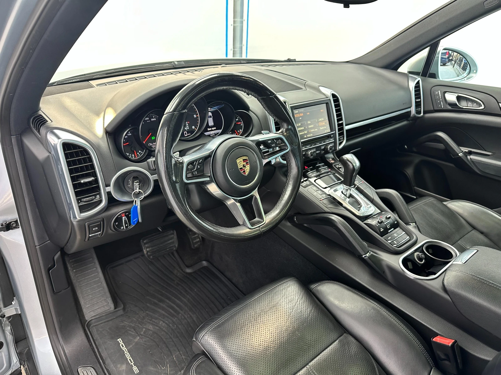Porsche Cayenne GTS PACK* PANO* ВЪЗДУХ - изображение 9