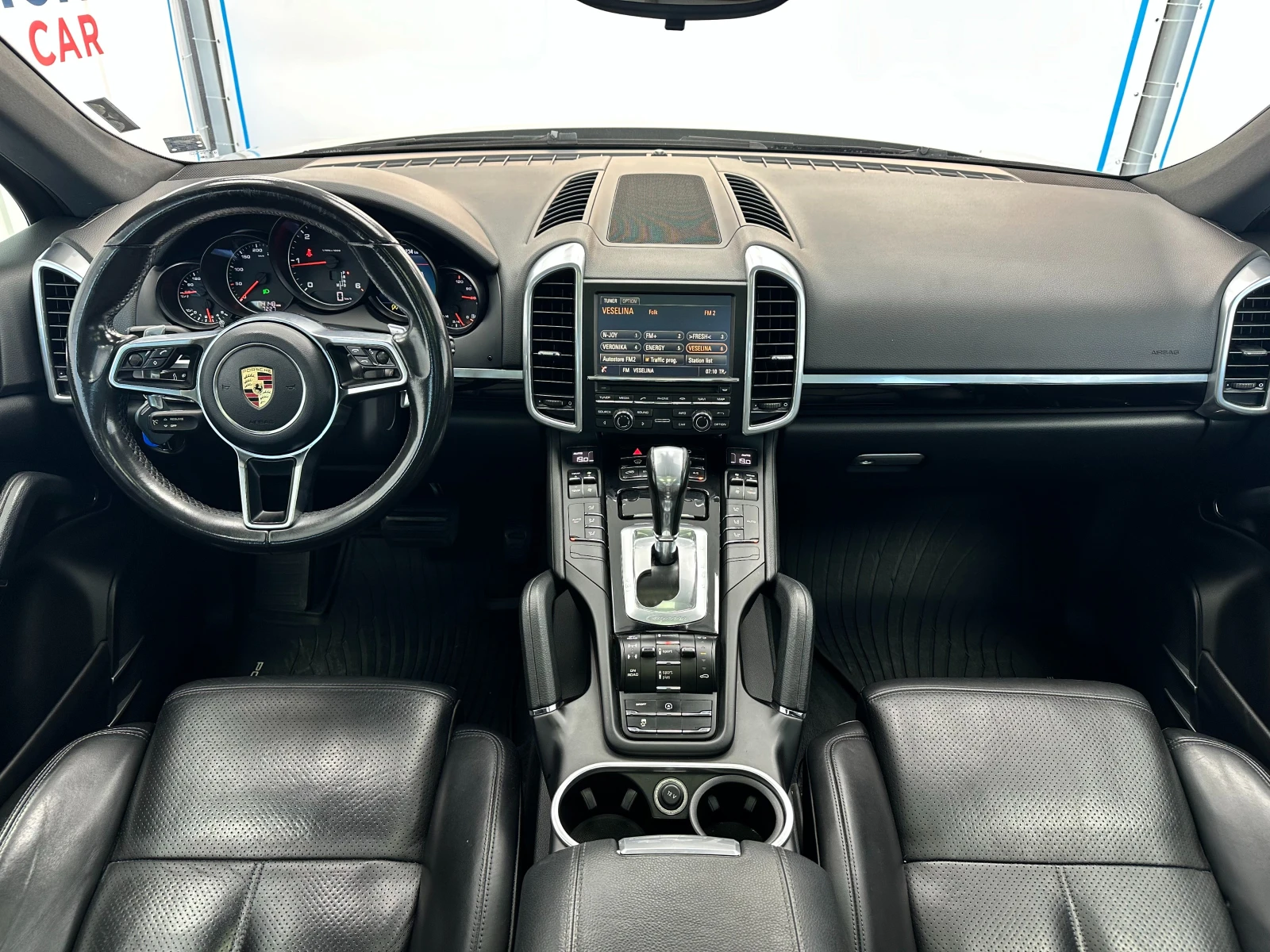 Porsche Cayenne GTS PACK* PANO* ВЪЗДУХ - изображение 10