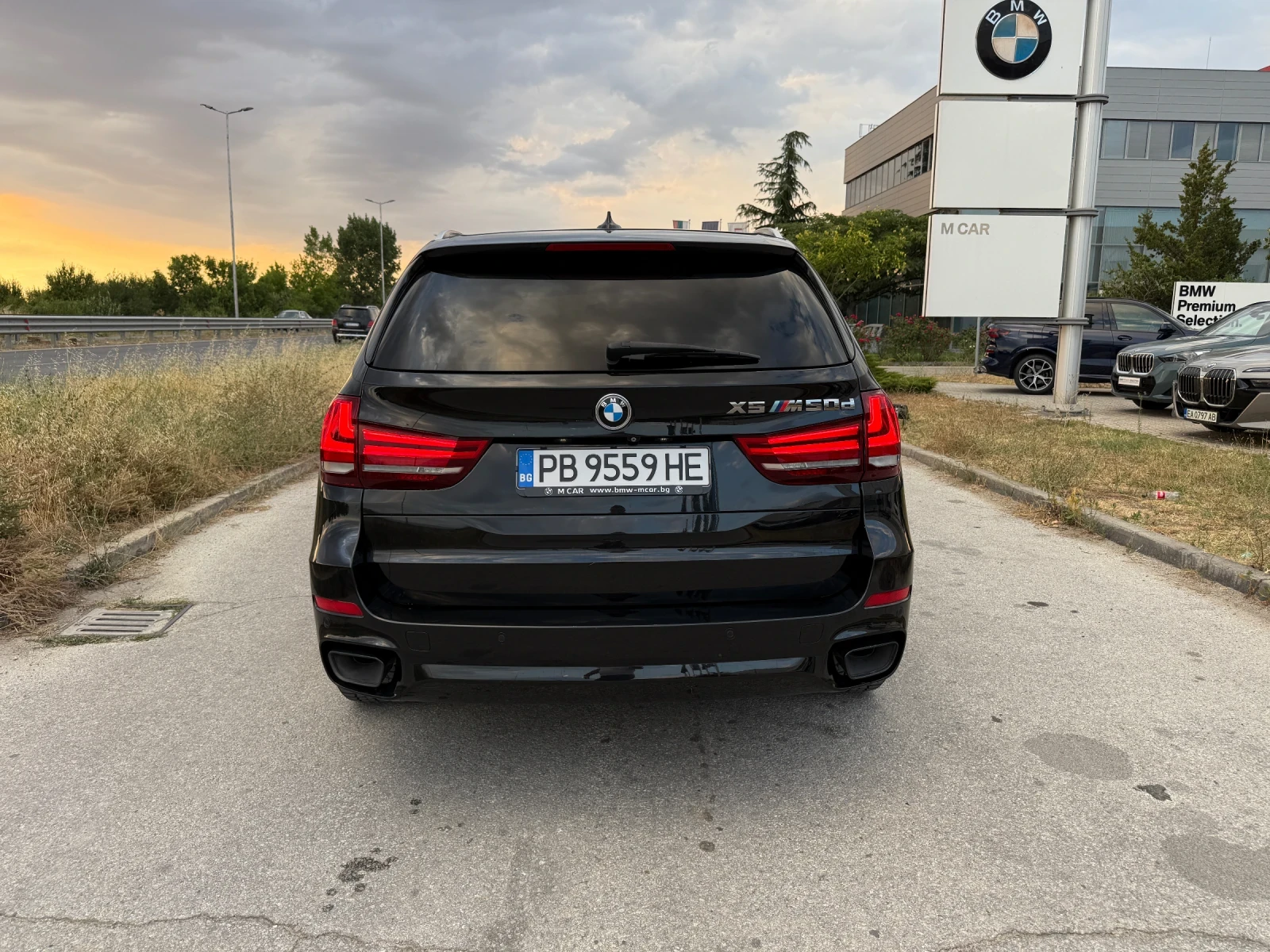 BMW X5 M50D* DIPLOMAT* FULL* 240.000км* ОБСЛУЖЕН* ЛИЗИНГ* - изображение 5