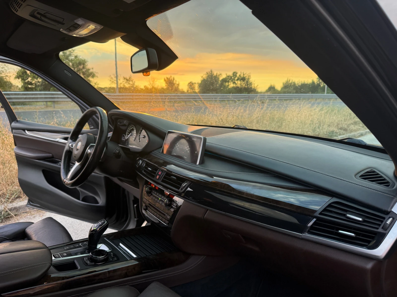 BMW X5 M50D* DIPLOMAT* FULL* 240.000км* ОБСЛУЖЕН* ЛИЗИНГ* - изображение 9