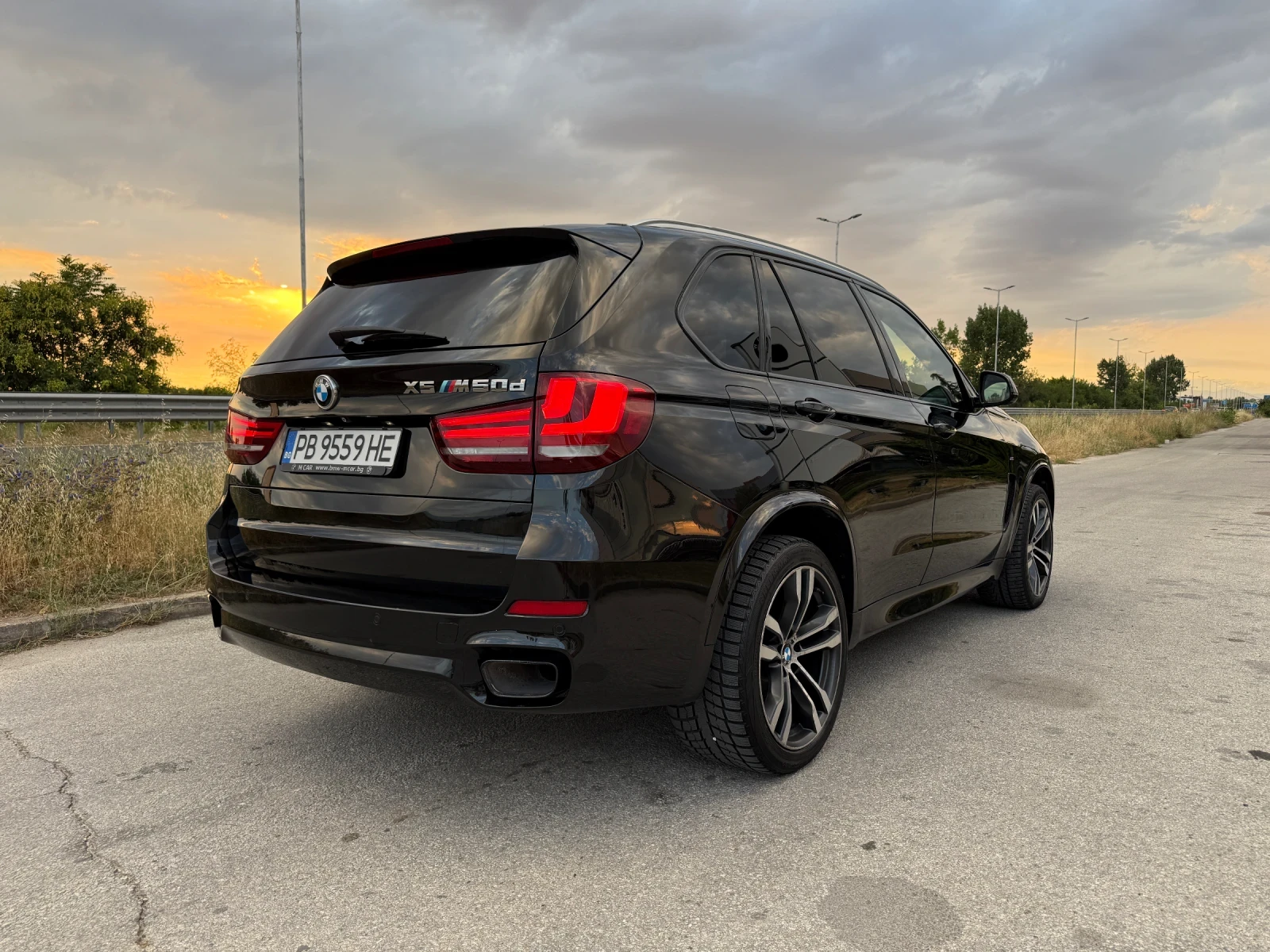BMW X5 M50D* DIPLOMAT* FULL* 240.000км* ОБСЛУЖЕН* ЛИЗИНГ* - изображение 4