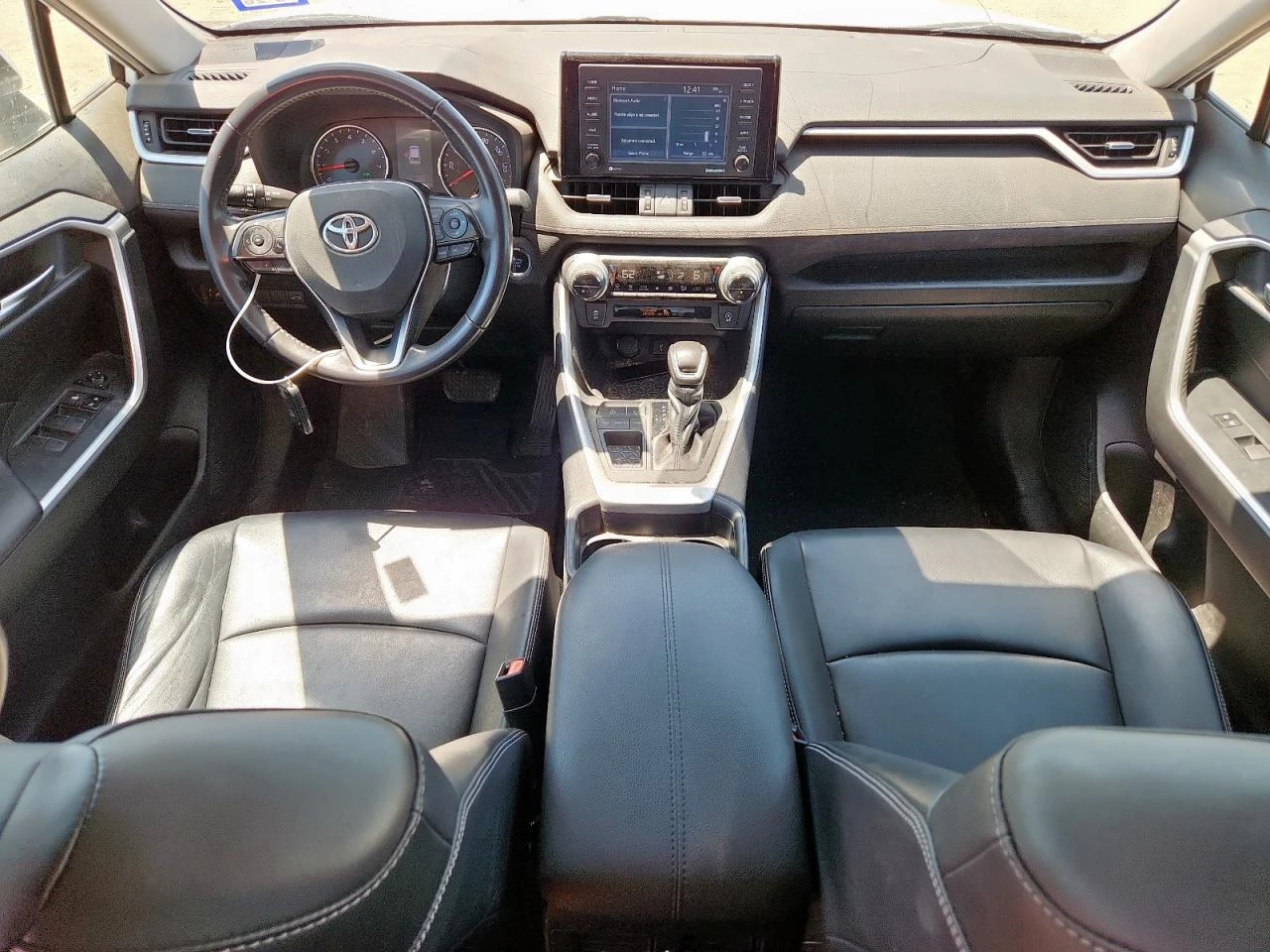 Toyota Rav4 XLE PREMIUM/ - изображение 8