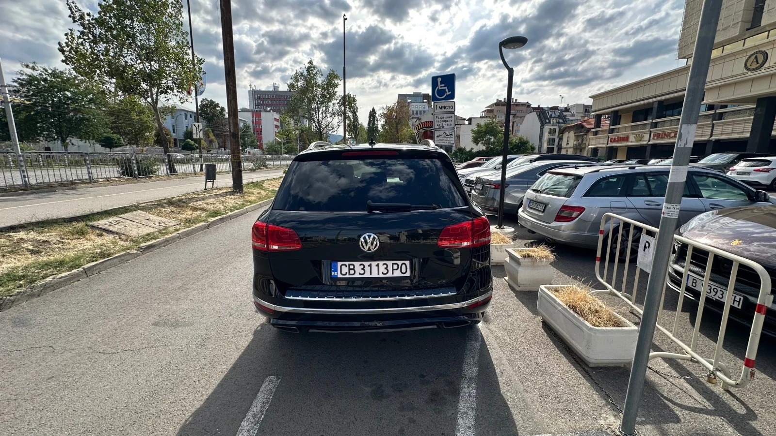 VW Touareg 3.0TDI, снимка 5 - Автомобили и джипове - 55440040
