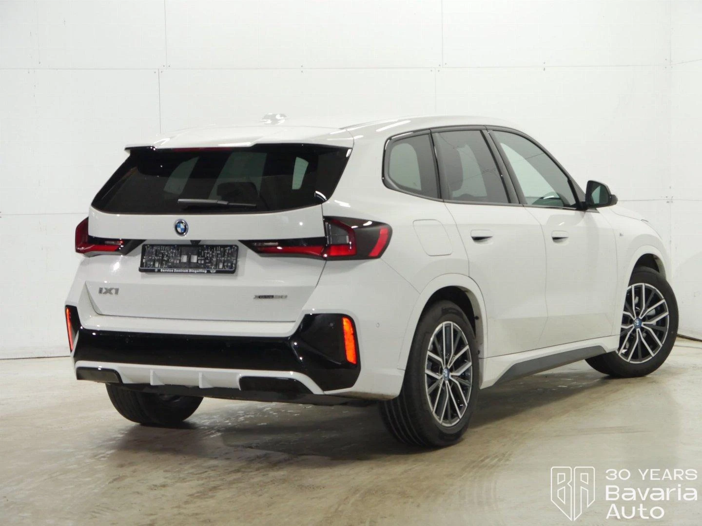 BMW iX1 30 xDrive M Sport Paket | Mobile.bg � ����������� 3