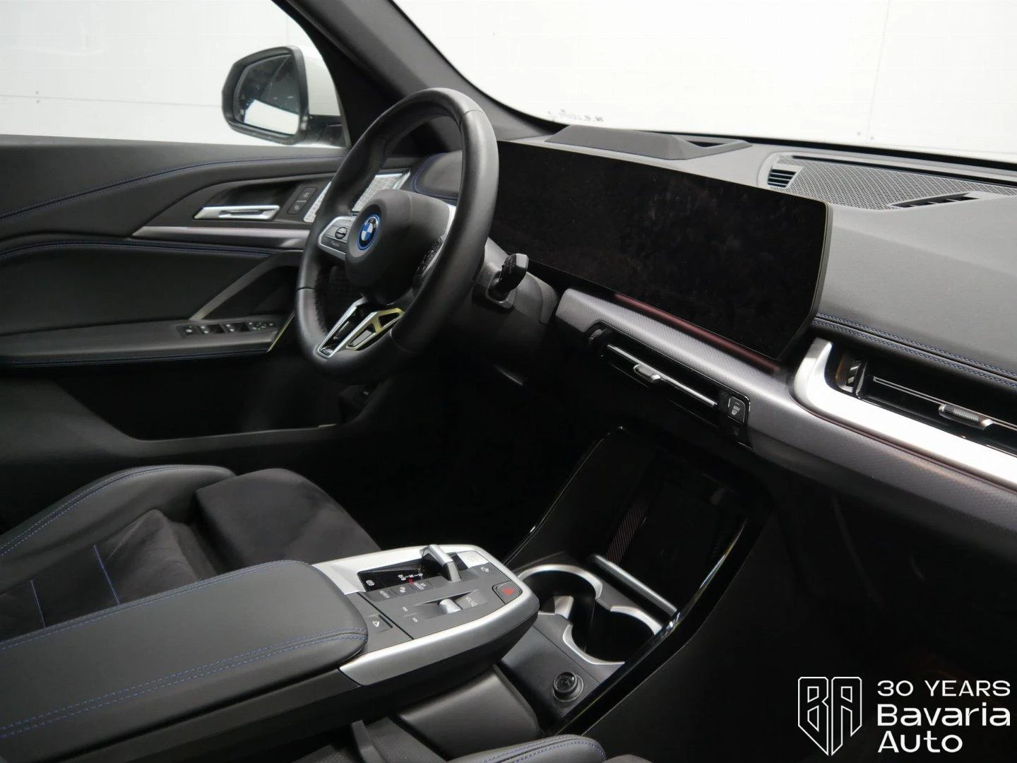 BMW iX1 30 xDrive M Sport Paket | Mobile.bg � ����������� 7