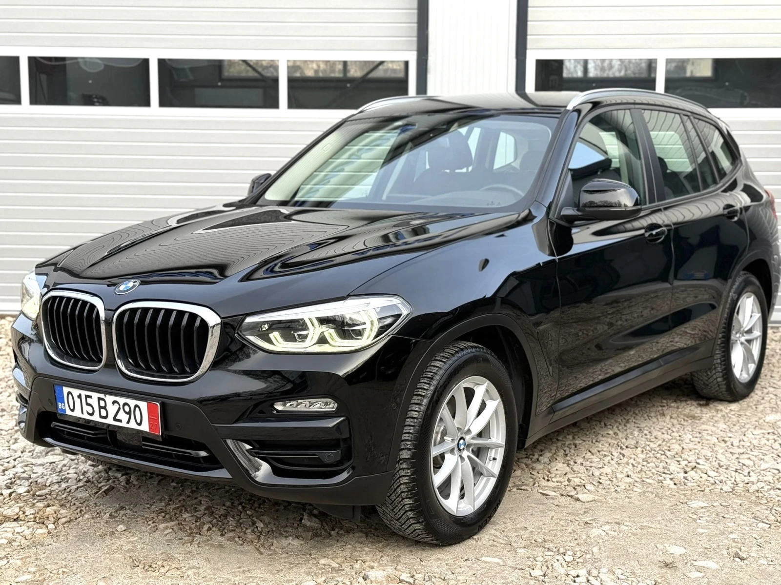 BMW X3 X drive FULL LED DIGITAL  ПОДГРЕВ ТОП СЪСТОЯНИЕ - изображение 3