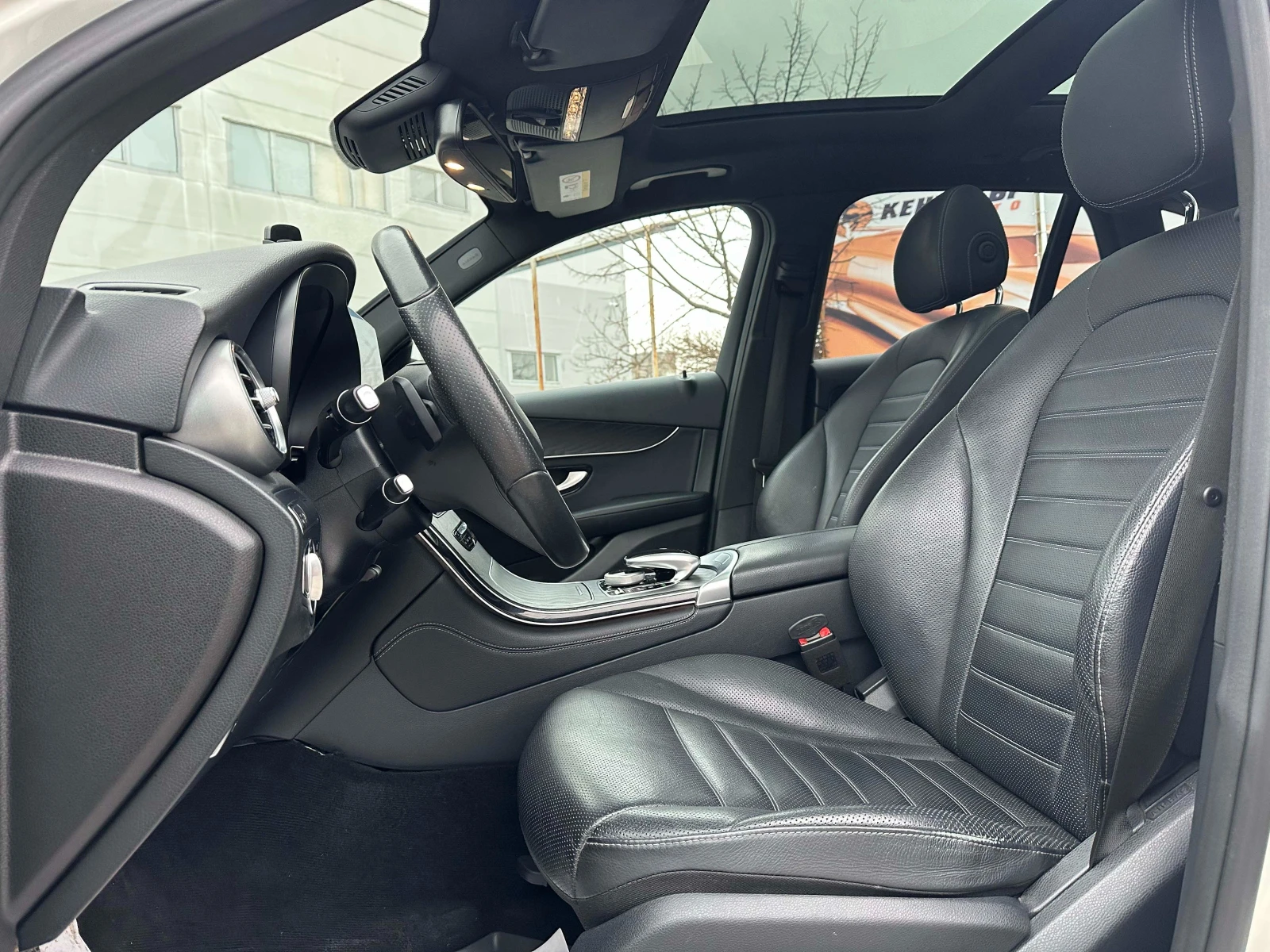 Mercedes-Benz GLC 350 Нов от БГ, Сервизна история - изображение 8