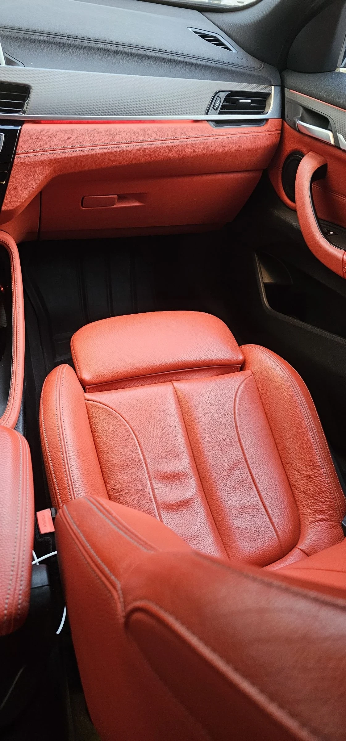 BMW X2 XDrive20D M-Packet - изображение 10