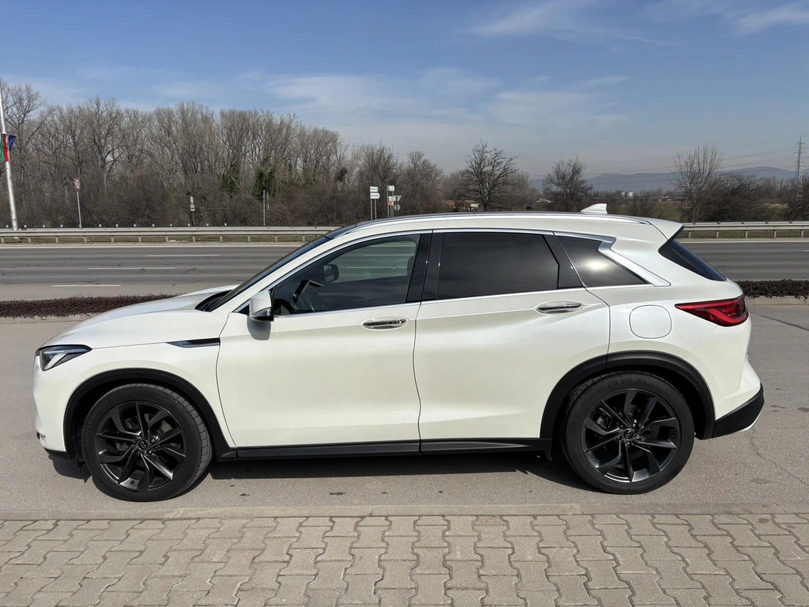 Infiniti QX50, снимка 7 - Автомобили и джипове - 53718756