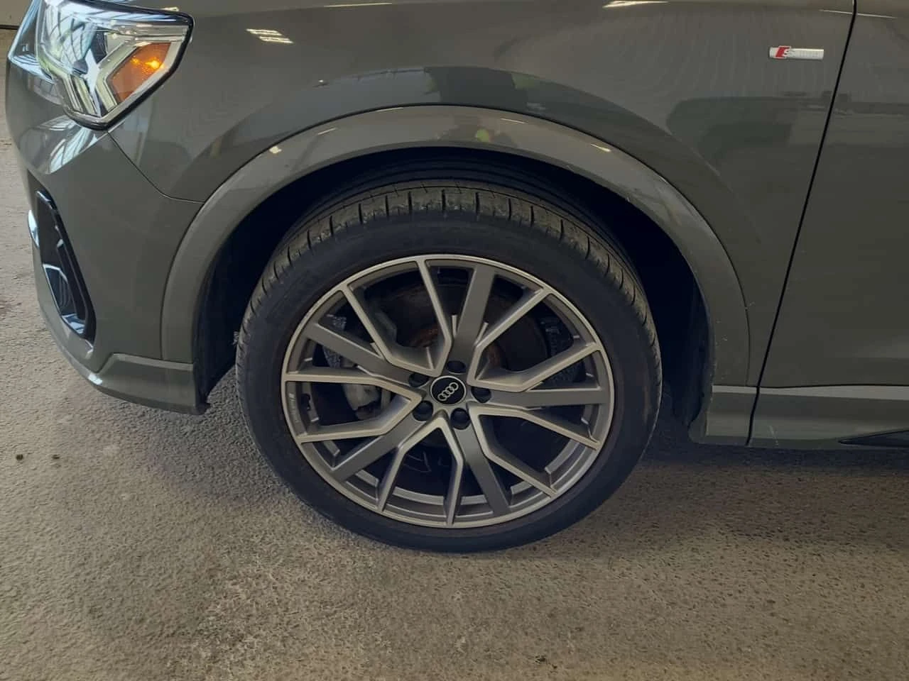 Audi Q3 * S LINE PREMIUM PLUS * CARFAX * ЦЕНА ДО БГ, снимка 6 - Автомобили и джипове - 54042788