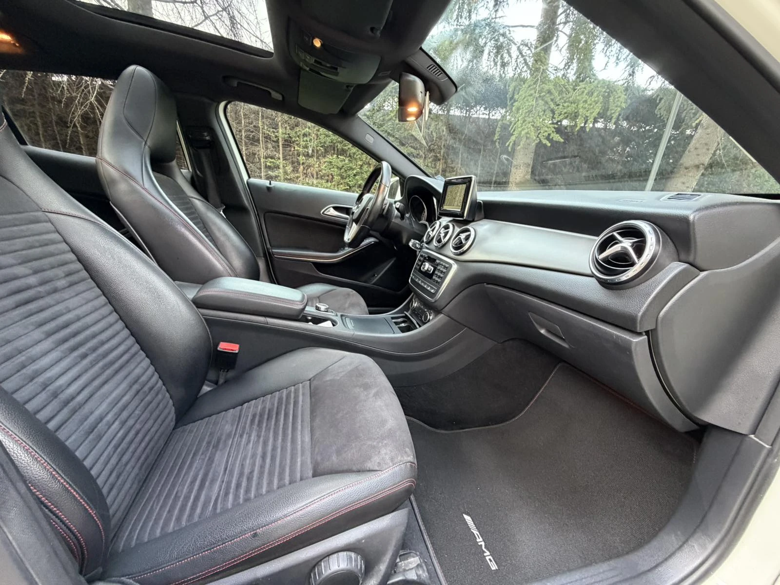 Mercedes-Benz GLA 220 AMG/4 Matik/85000 км/ , снимка 11 - Автомобили и джипове - 55387411